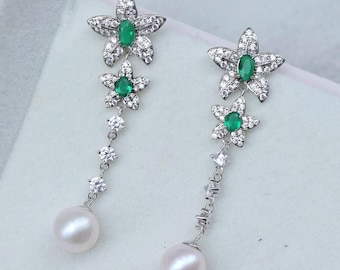 Pendientes colgantes de perla con flor verde esmeralda, plata S925 con perla natural de agua dulce de 7-8 mm, elegante joya floral con circonita cúbica.