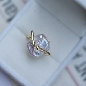 Hand by hand baroque pearl ring,distinctive freshwater pearl ring,Cute Handmade Jewelry,Special Gift for her