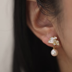Gold Ginkgo Leaf Pearl Drop Earrings, High Quality Freshwater Pearl, Elegant Jewelry, Perfect Anniversary Gift