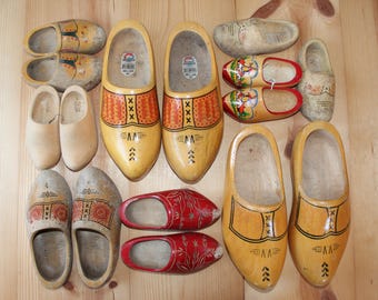 【FETICO】 EMBELLISHED WOODEN CROGS S4: Sculpted Wood Platform Wedge / Carved Wooden Mule