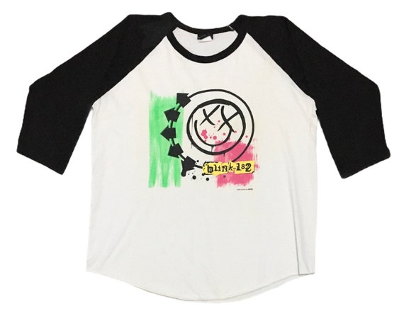 Rare Design Vintage Band Rock Blink 182 T-shirt 20
