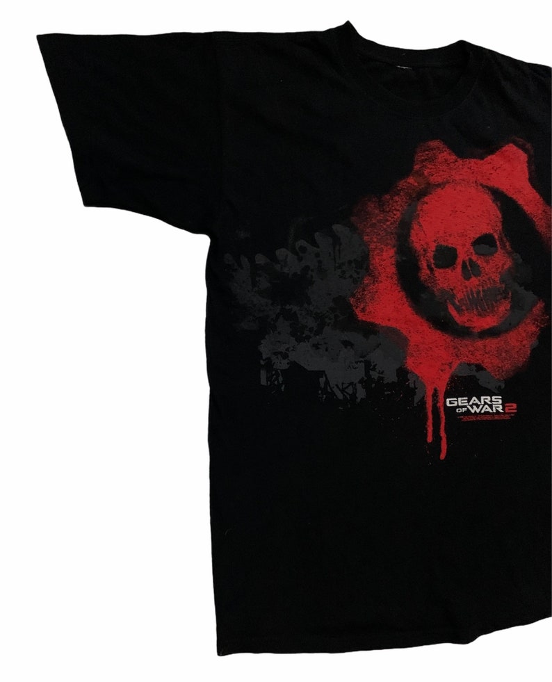 Rare Design Vintage Video Game Gears Of War 2 T-shirt 2000s