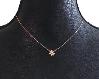 Collana con margherita, ciondolo a forma di fiore, collana a strati, ciondolo a forma di margherita, collana girocollo, regalo per damigella d'onore, ragazza dei fiori / Suradesires