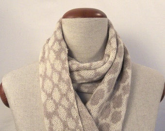 Beige knit scarf handmade with merino wool,  knitted scarf with animal print, stocking stuffers gift for her, festotu