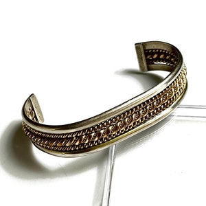Signed - Tahe, Navajo. Vintage Sterling Silver 12K Gold/GF Wire Twist Cuff