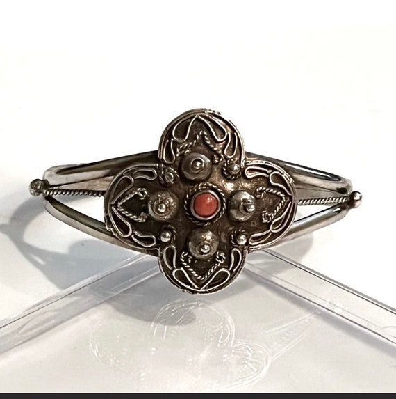 Old Pawn Navajo Sterling Silver Coral Cuff