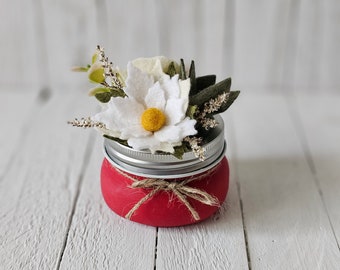 Christmas Mini Mason Jar container with Felt Flowers, Gift Jars, Flower Jars, Mini Mason Jars, Trinket Jars, Christmas Gift Jars