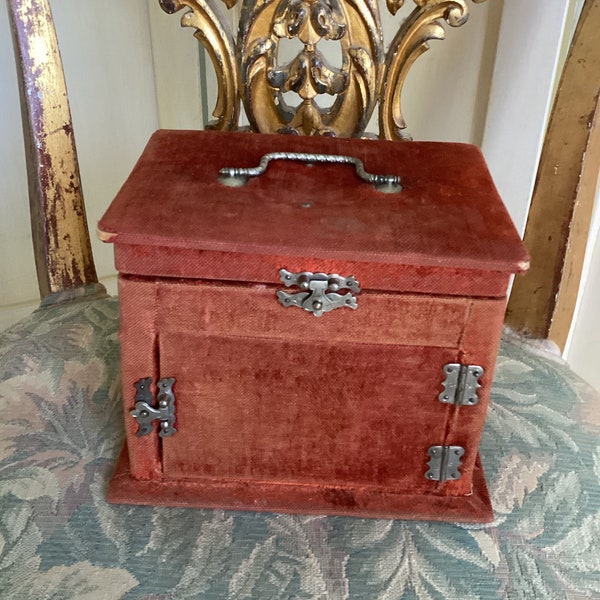 Antique Victorian Gentlemen’s Travel Shaving Kit Velvet Box, All Original,  Brush, Razor, Mug and More