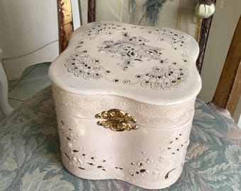 Art Deco Collar Box, Light Pink Embossed Celluloid and Wood, Very Good Condition!