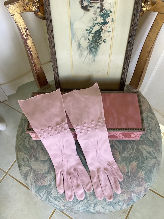 Vintage French GANT whisper Pink Ladies Gloves, Bu