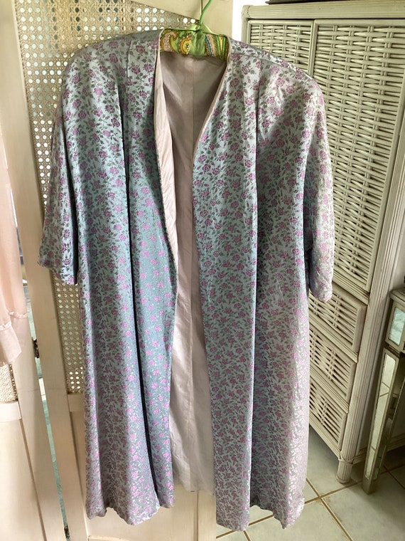 REDUCED! Beautiful Damask Woman’s Smoking Coat, 19