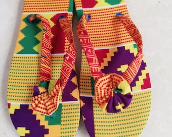 Afrikanischer Damen Slipper. Damenschuhe, Kente-Schuhe, Ankara-Hausschuhe