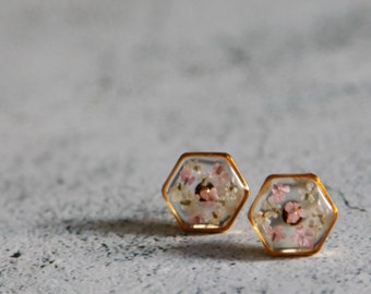 real flower clear geometric resin earrings - pressed pink and white queen anne's lace - hexagon gold stainless steel botanical jewelry studs