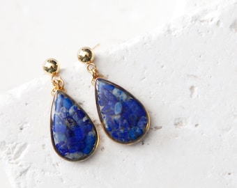 lapis lazuli crystal teardrop dangle resin earrings - blue druzy natural gemstone chip jewelry - bold blue earrings - september birthstone