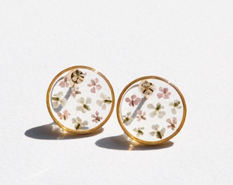 real flower clear resin earrings - pressed flower jewelry - pink and white queen anne's lace - gold filled stainless steel botanical jewelry