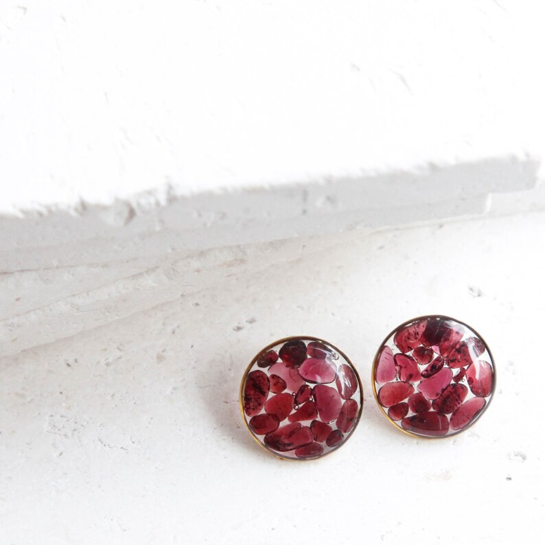 garnet crystal round resin earrings dark red druzy natural gemstone chips jewelry geometric minimalist studs january birthstone image 3