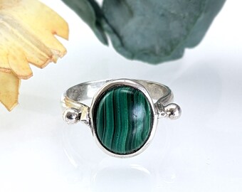 Vintage Sterling Silver Malachite Ring, Size S, Green Gemstone