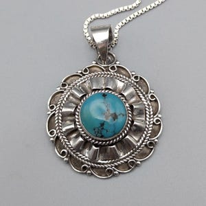 Vintage Sterling Silver Turquoise Pendant Necklace - Round Fluted Design