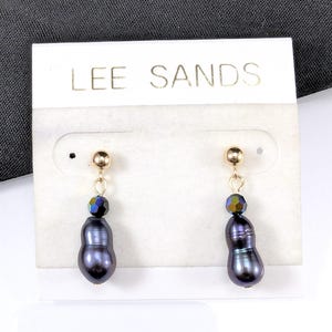 Peacock Pearl Tropfen Ohrringe - Lee Sands - Vergoldet - Auf Kleinkarte