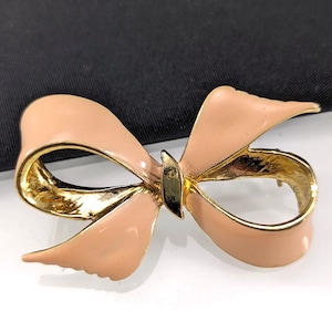 Vintage Pink Bow Brooch - Enamel Ribbon Gold Tone