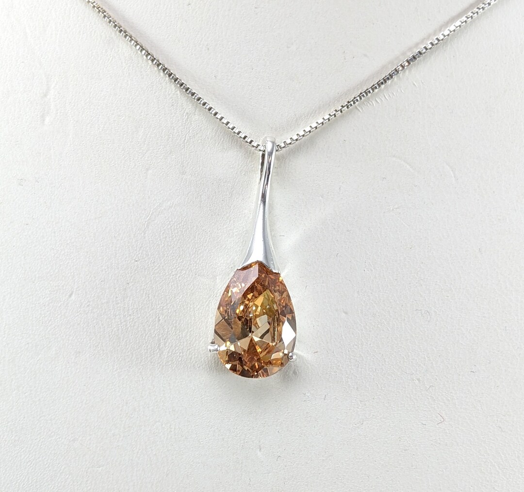 Tearsa Crystal Teardrop Pendant Necklace Peach