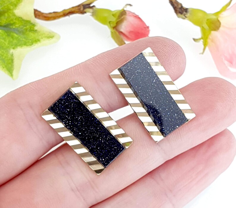 Vintage 1970s Gold Tone Dark Blue Goldstone Glittering Cufflinks