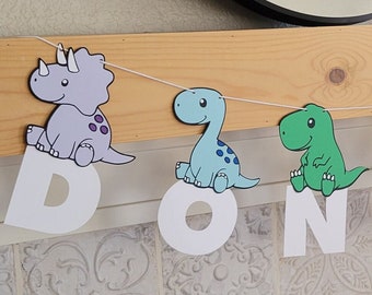 Baner urodzinowy z dinozaurem, przyjęcie urodzinowe z dinozaurem, tło z dinozaurem, dekoracja przyjęcia z dinozaurem, baner z dinozaurem, urodziny z dinozaurem