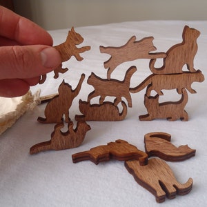 Stack the Cats Cat lover gift. Bag of twelve mini wooden cats Bild 3