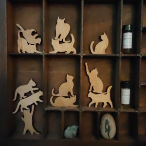 Stack the Cats Cat lover gift. Bag of twelve mini wooden cats Bild 9