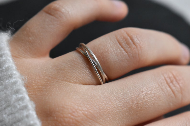 Ring 3 rings in silver and beaded thread