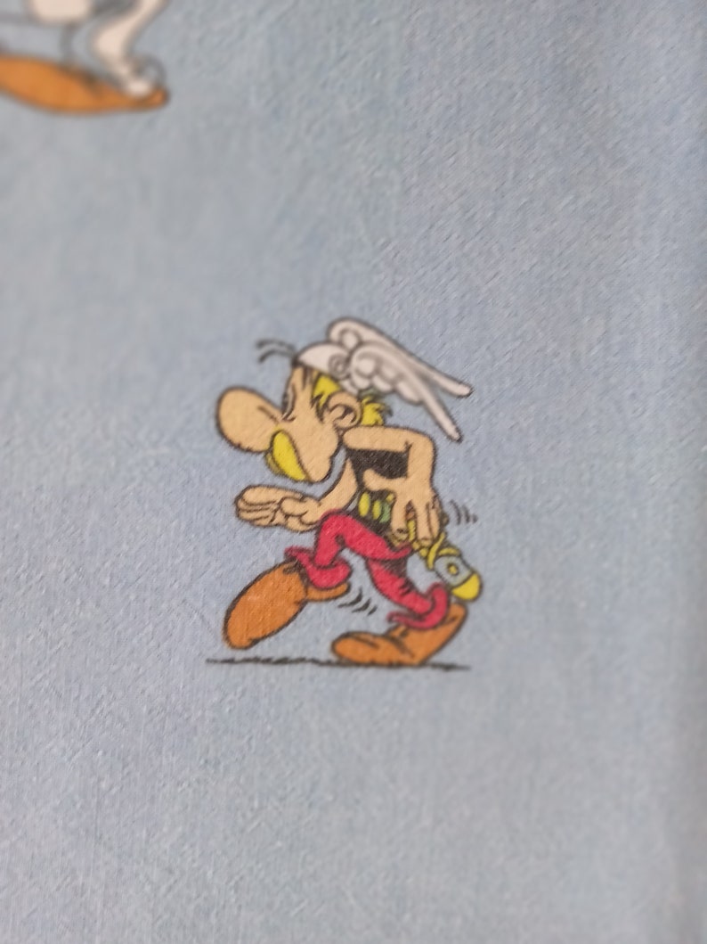 Asterix und Obelix Stoff, Baumwollstoff, blauer Retro Stoff, 50 x 150 cm breit, Ondermoedersparapluu, Retro Kinderstoff,Jungenstoff, Bild 4