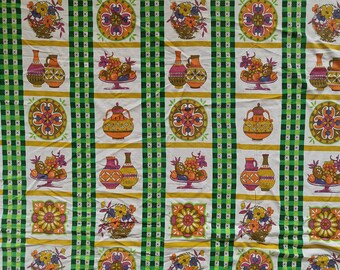 Tissu de cuisine vintage des années 70, tissu à coudre en coton avec grand décor de cuisine multicolore imprimé sur fond blanc, Ondermoedersparapluu