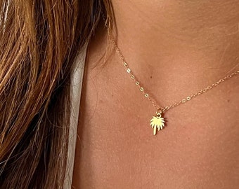 Gold Palm Tree Necklace, Dainty Gold Tree Necklace for Layering, Palm Tree Charm Jewelry for Beach Vacation, Gold Palm Tree Pendant Gift