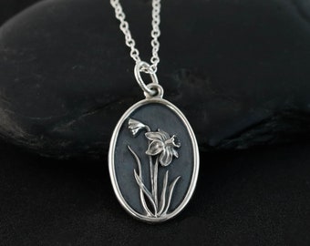 Daffodil Birth Flower Necklace for March, Sterling Silver Daffodil Flower Pendant, Floral Jewelry for Mothers Day Gift, March Birthday Gift