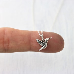 Hummingbird Necklace Sterling Silver Bird Necklace, Hummingbird Jewelry, Small Silver Bird Jewelry, Tiny Hummingbird Pendant Necklace