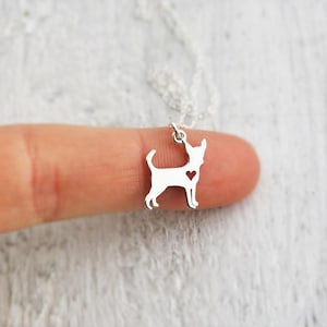 小さな犬のネックレス - チワワのネックレス - チワワ愛好家へのギフト - スターリングシルバーのチワワ - 繊細なネックレス - 上品なペットの思い出のネックレス