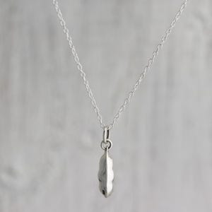 Three Peas in a Pod Necklace - Sterling Silver Three Peas in a Pod Charm - Pea Pod Necklace Triplets Jewelry Best Friends Necklace 3 Peas image 4