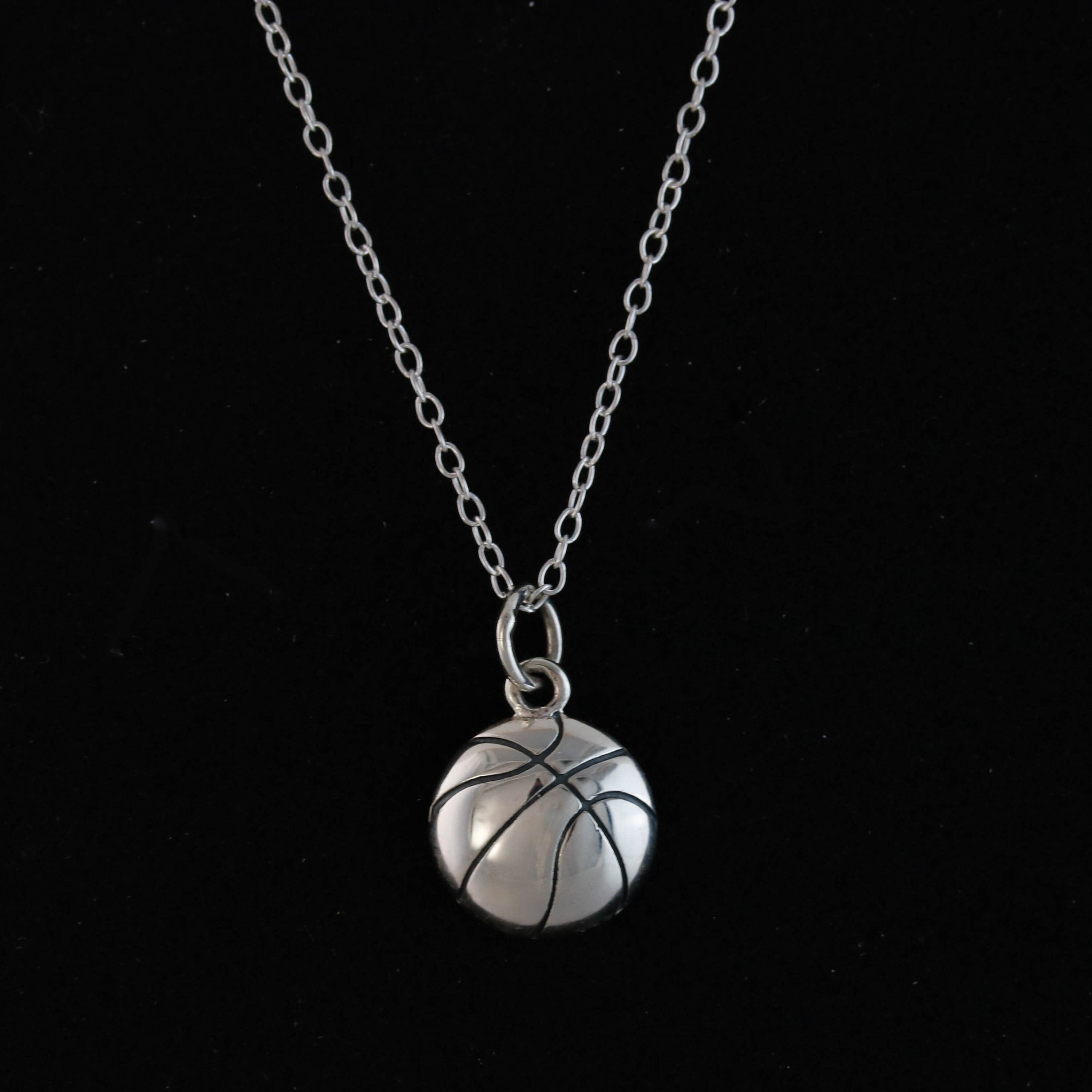 BASKETBALL NECKLACE, Silver Basketball Pendant, Sports Ball, Sports Jewelry,  Sport Necklace, Basketball Gifts, Basketball Fan, Coach Gift - Etsy Denmark