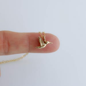 Tiny Gold Hummingbird Necklace, 3D Hummingbird Pendant, Gift for Bird Watcher, Dainty Remembrance Gift, Small Hummingbird Necklace for Loss