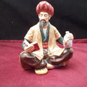 Royal Doulton Vintage 1964 Figure Omar Khayyam #Hn2247