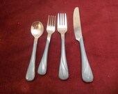 Fiesta Periwinkle 4 Pc Swirl Pattern Flatware Set