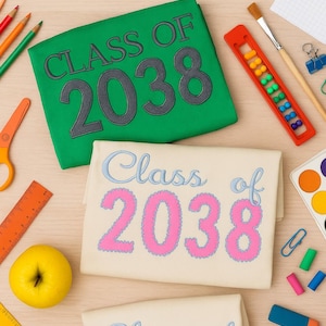 Class of 2038 Grow With Me Shirt – First Day of School Picture Tradition Tee – Pre-K to 12th Grade Back to School Shirt – Yearly Photo Keeps