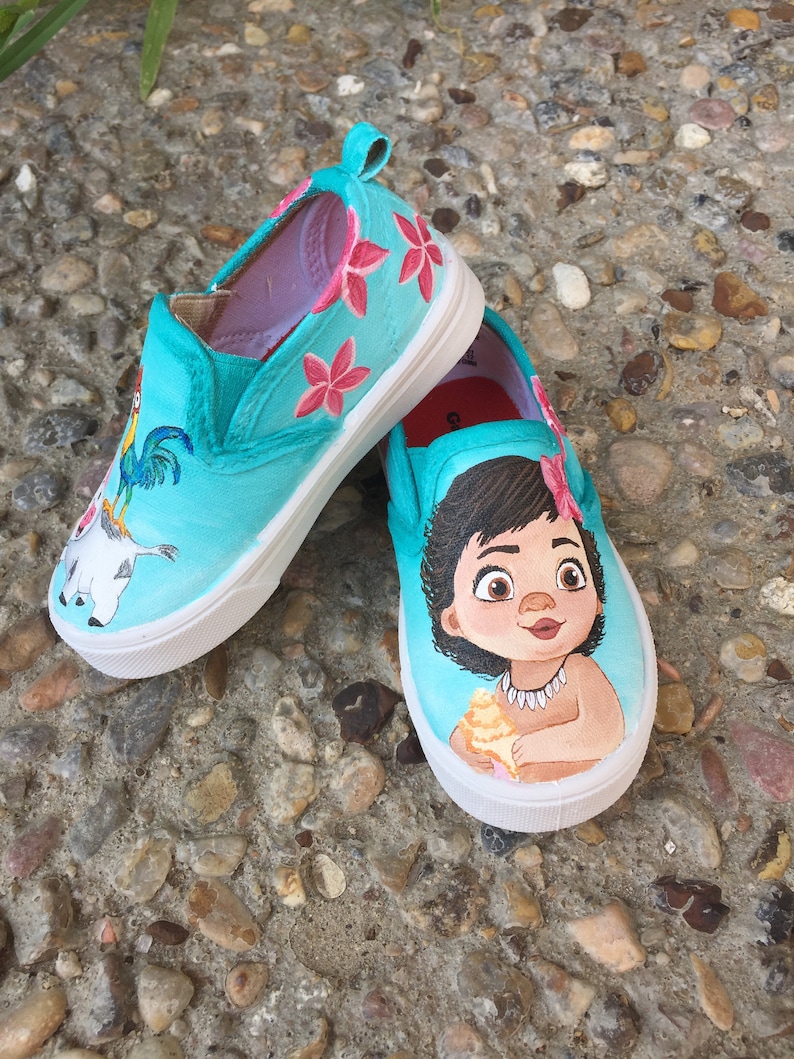 Baby Moana painted shoes | Etsy