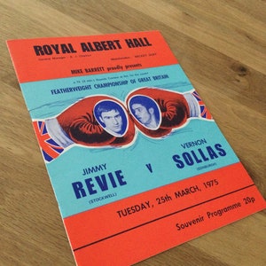 Rare boxing programme 1974 - Featherweight Title of Britain Revie v Sollas, Alan Minter on undercard, Rare boxing memorabilia - Boxing