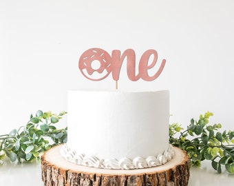 Donut One Cake Topper, Doughnut Cake Smash Sign, Donut 1st Birthday Decor, Donut First Decorations, One with Donut in place of O, Pink, Gold