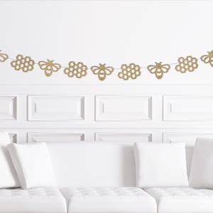 Bee Icon Party Garland, Honeycomb Birthday Party Decoration, Mom To Bee Decor, 1st Bee Day Theme Baby Shower Bridal Shower 5 Bees 4 Combs