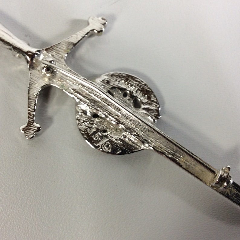 Innes Clan Crest Kilt Pin Scottish Sword Pewter Vintage | Etsy