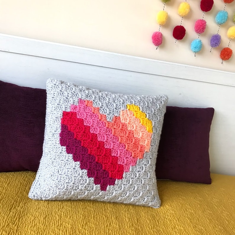 Love Heart c2c Crochet Cushion Pattern image 1