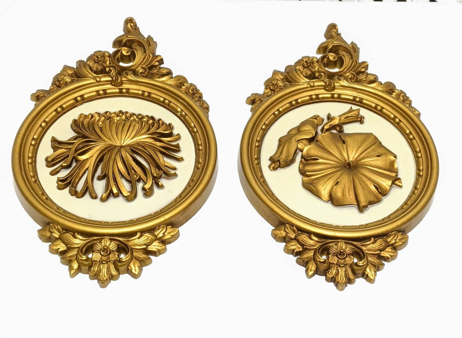 1977 Gold Finish Plastic Wall Plaques 3D Dart Industries Etsy