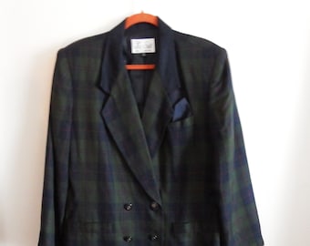 Le Suit Paris NY Navy Blue/Green/Red Tartan Plaid Menswear Style Blazer w/Contrasting Collar/Pocket Square 16